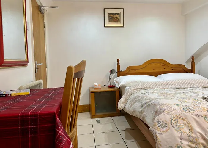 Stay In Bloomsbury2